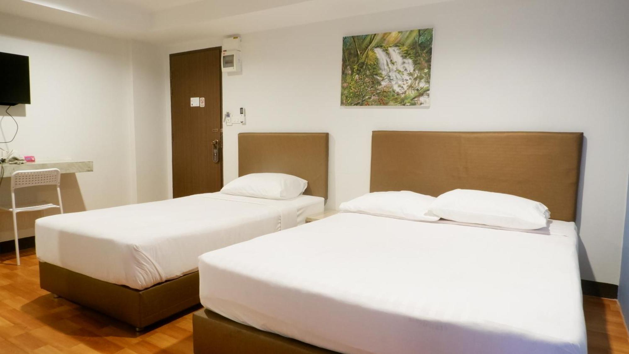 Airport A1 Hotel Chiang Mai Exterior photo
